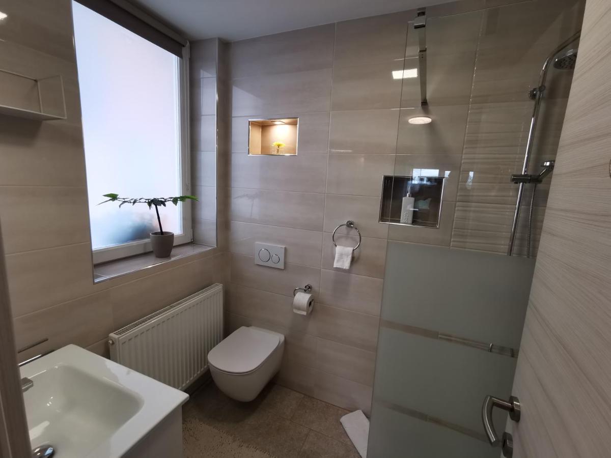 Apartments Alexandra 첼레 외부 사진
