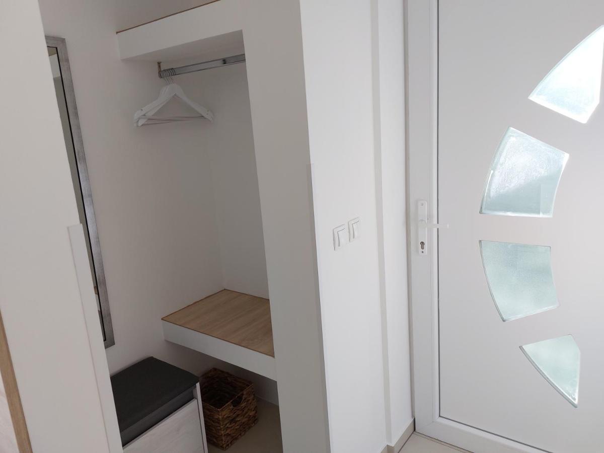 Apartments Alexandra 첼레 외부 사진